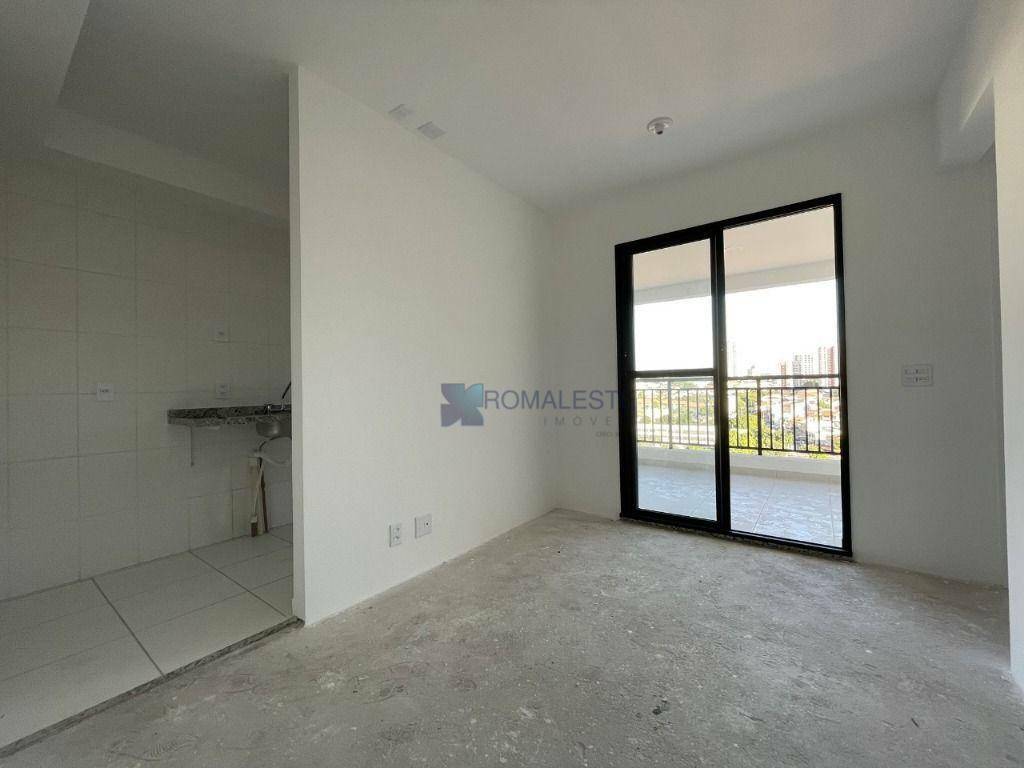 Apartamento à venda com 2 quartos, 44m² - Foto 11