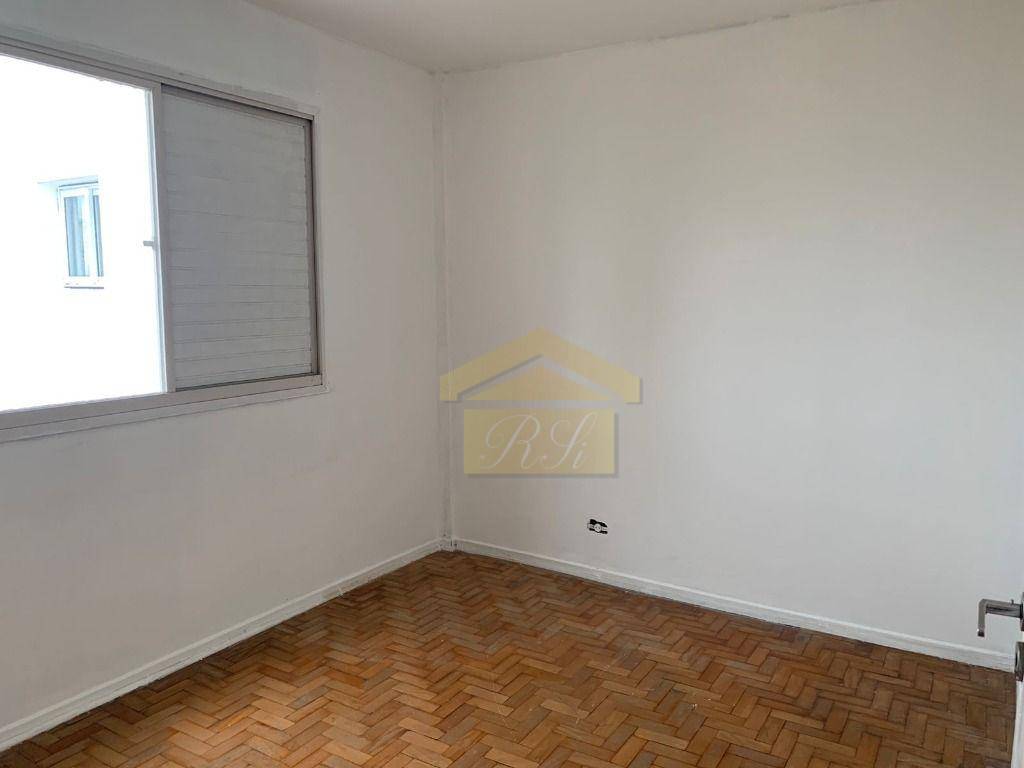 Apartamento à venda com 2 quartos, 62m² - Foto 17