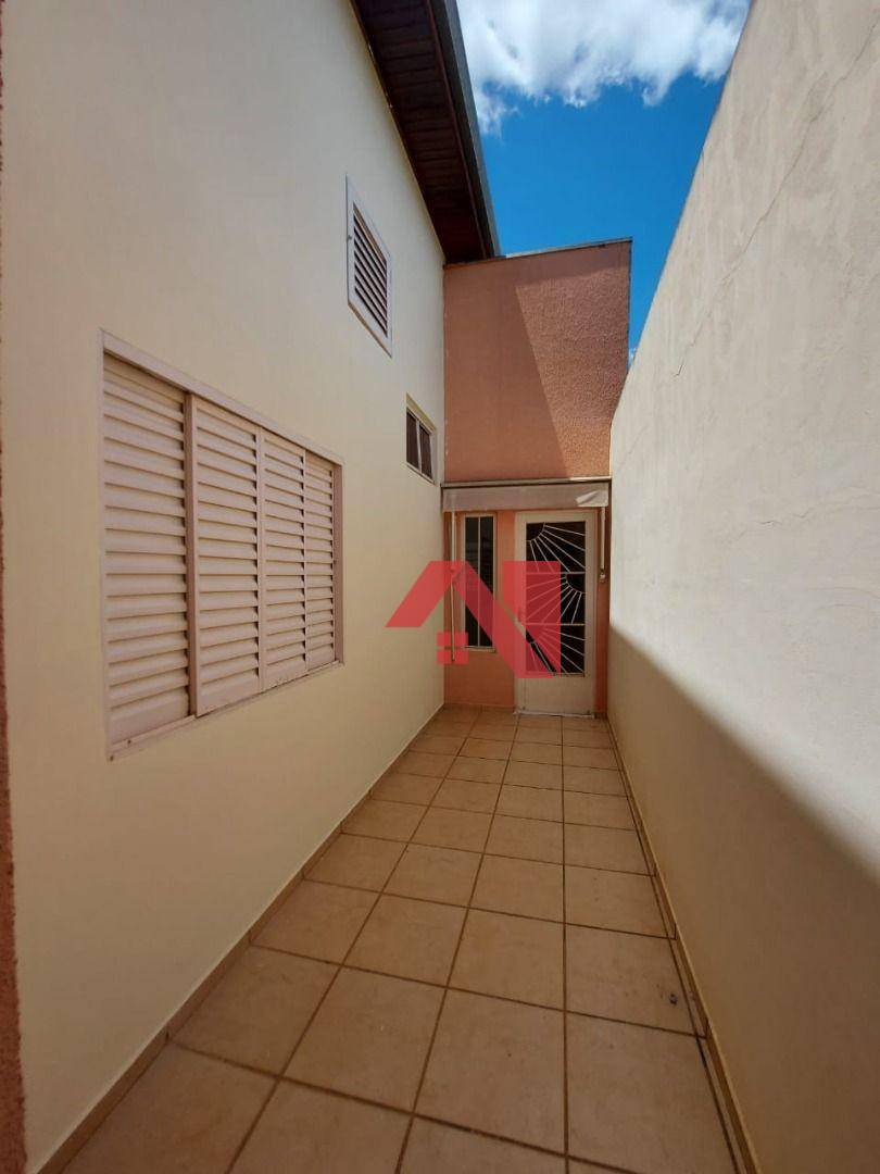 Casa à venda com 3 quartos, 140m² - Foto 14