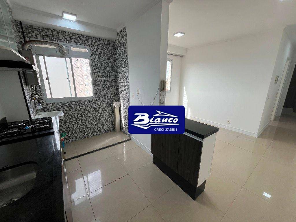 Apartamento para alugar com 2 quartos, 43m² - Foto 9