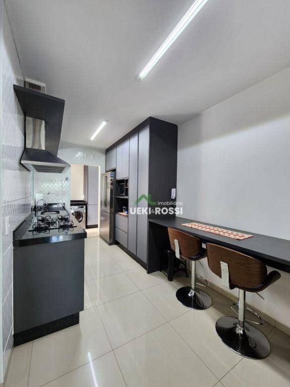 Apartamento à venda e aluguel com 3 quartos, 122m² - Foto 4