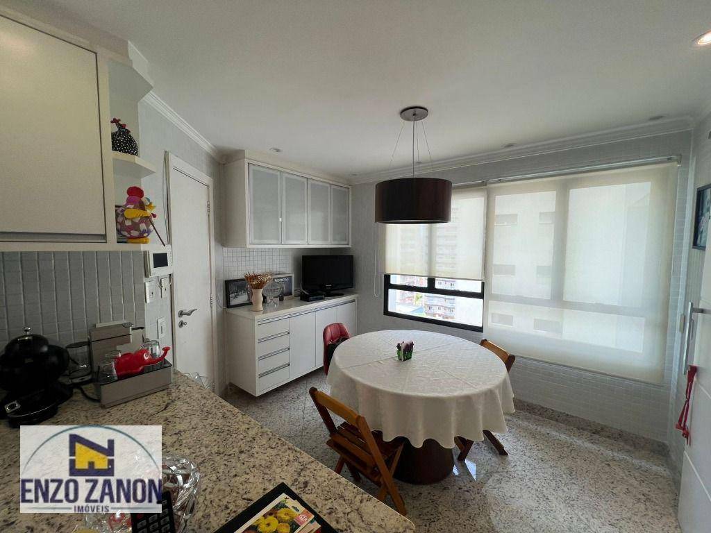 Apartamento à venda com 4 quartos, 208m² - Foto 28