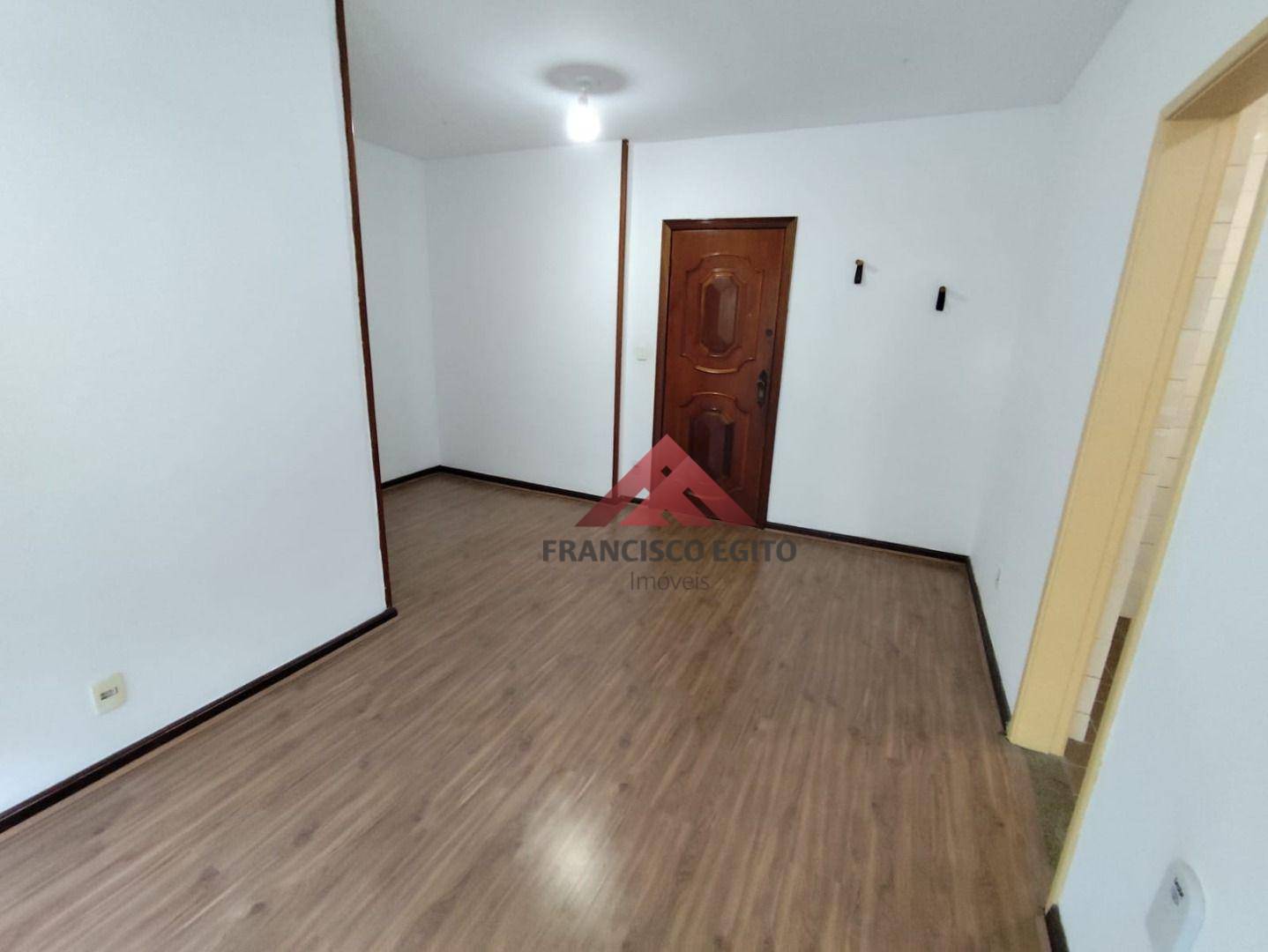 Apartamento para alugar com 2 quartos, 60m² - Foto 3