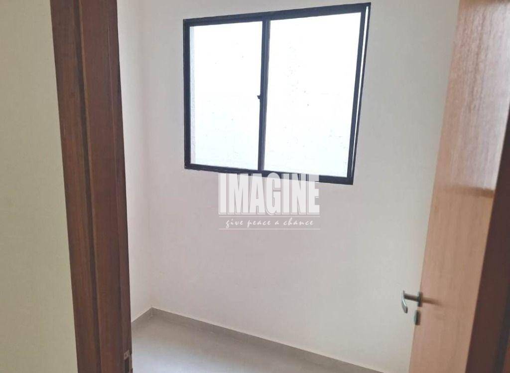 Apartamento à venda com 2 quartos, 28m² - Foto 4