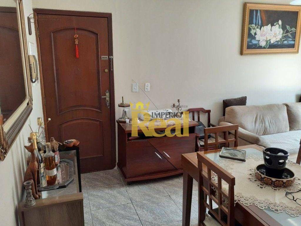 Apartamento à venda com 2 quartos, 69m² - Foto 3