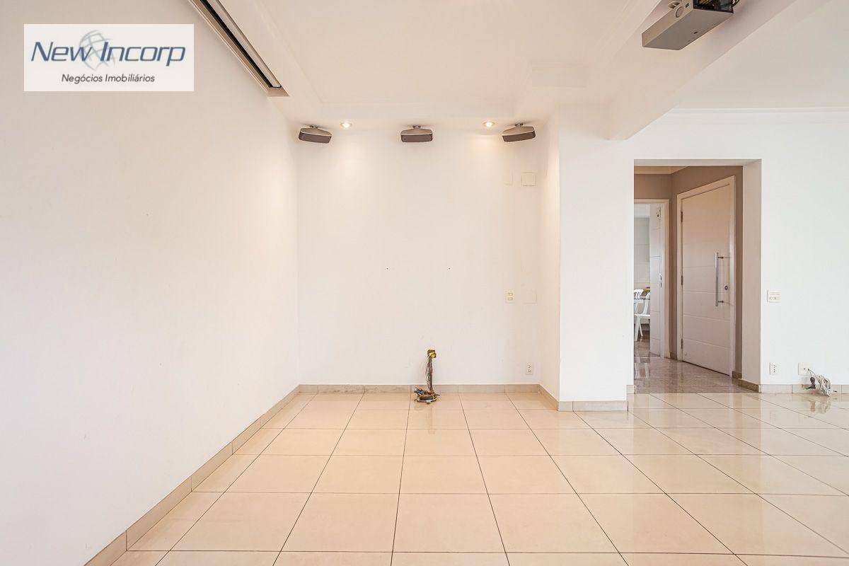 Apartamento à venda com 4 quartos, 175m² - Foto 15