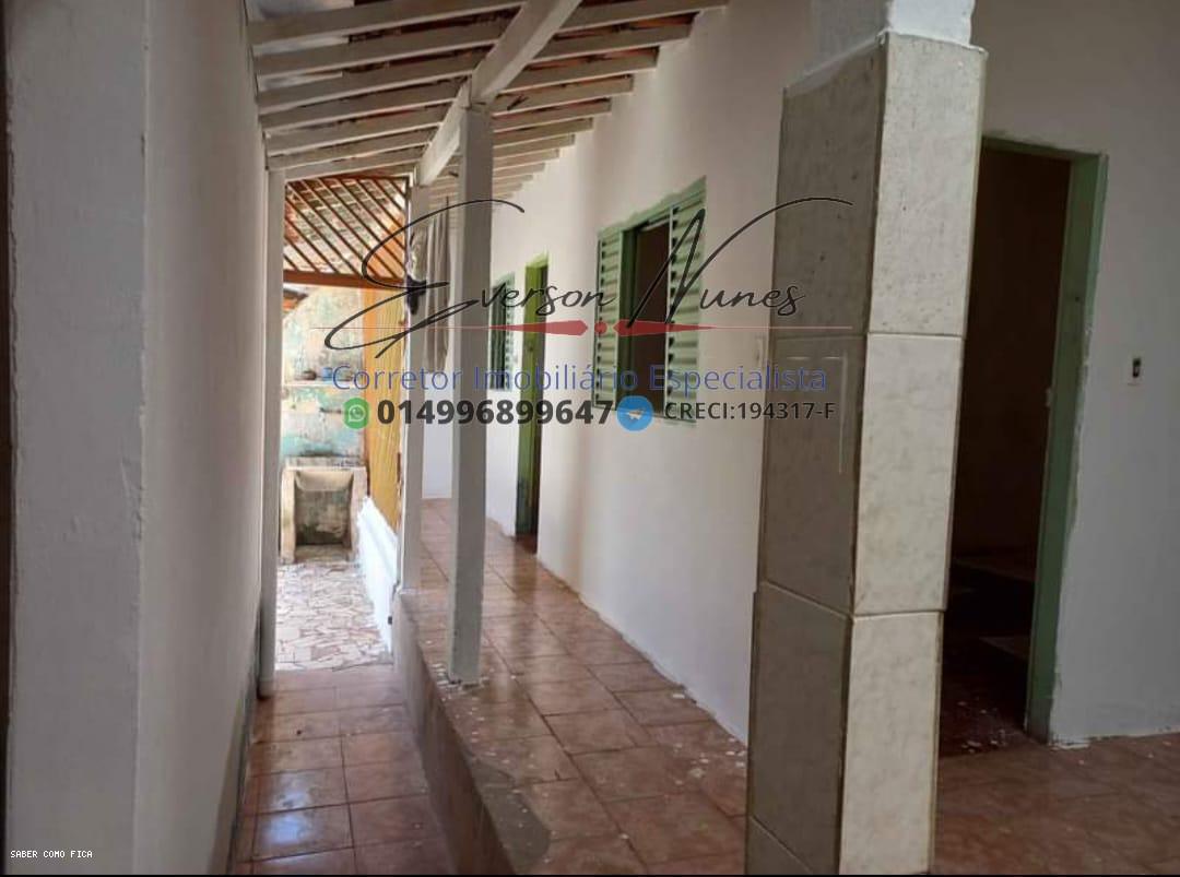 Casa à venda com 2 quartos, 200m² - Foto 6