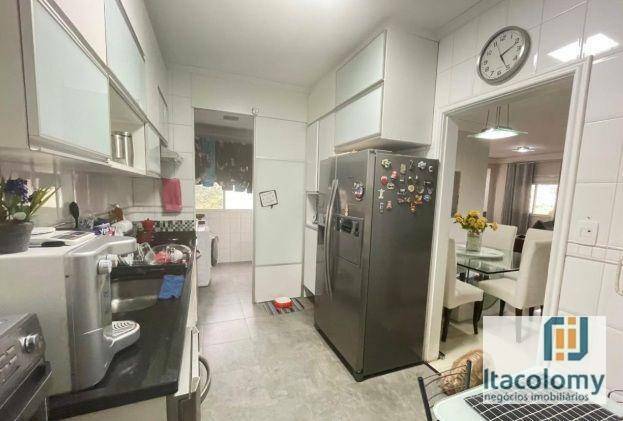 Apartamento à venda com 3 quartos, 139m² - Foto 12