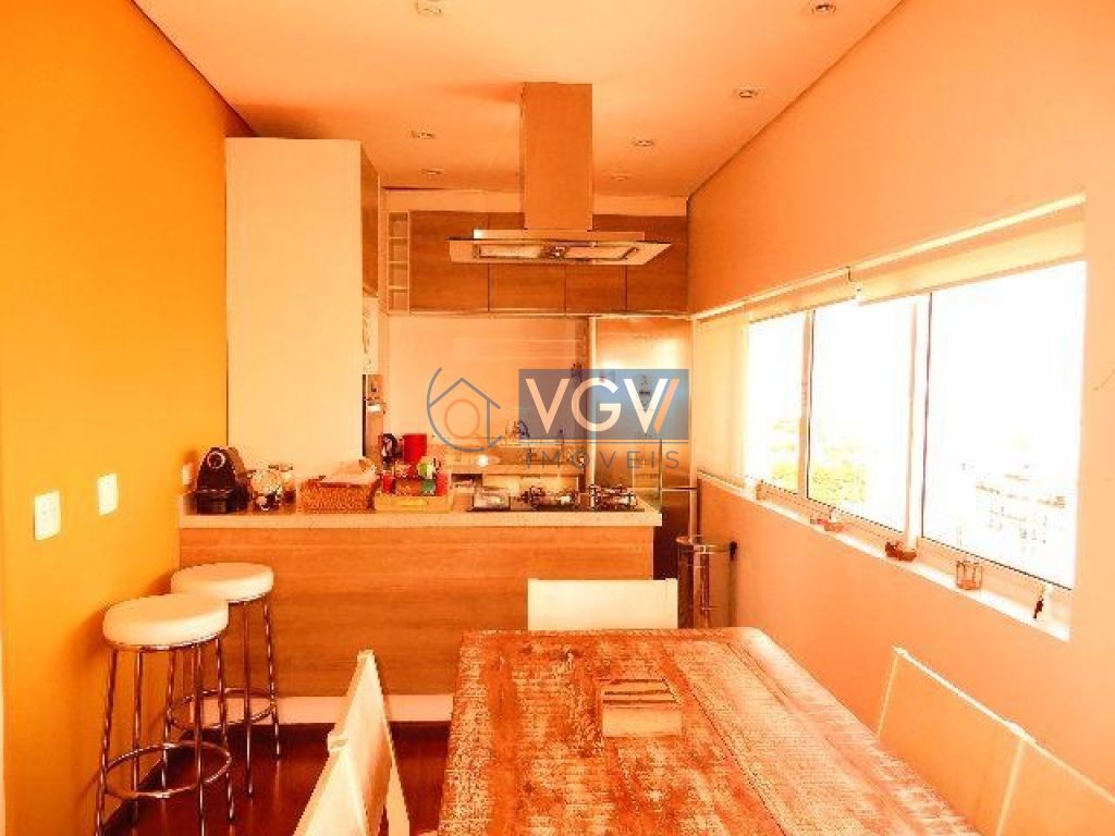 Apartamento à venda com 2 quartos, 110m² - Foto 2