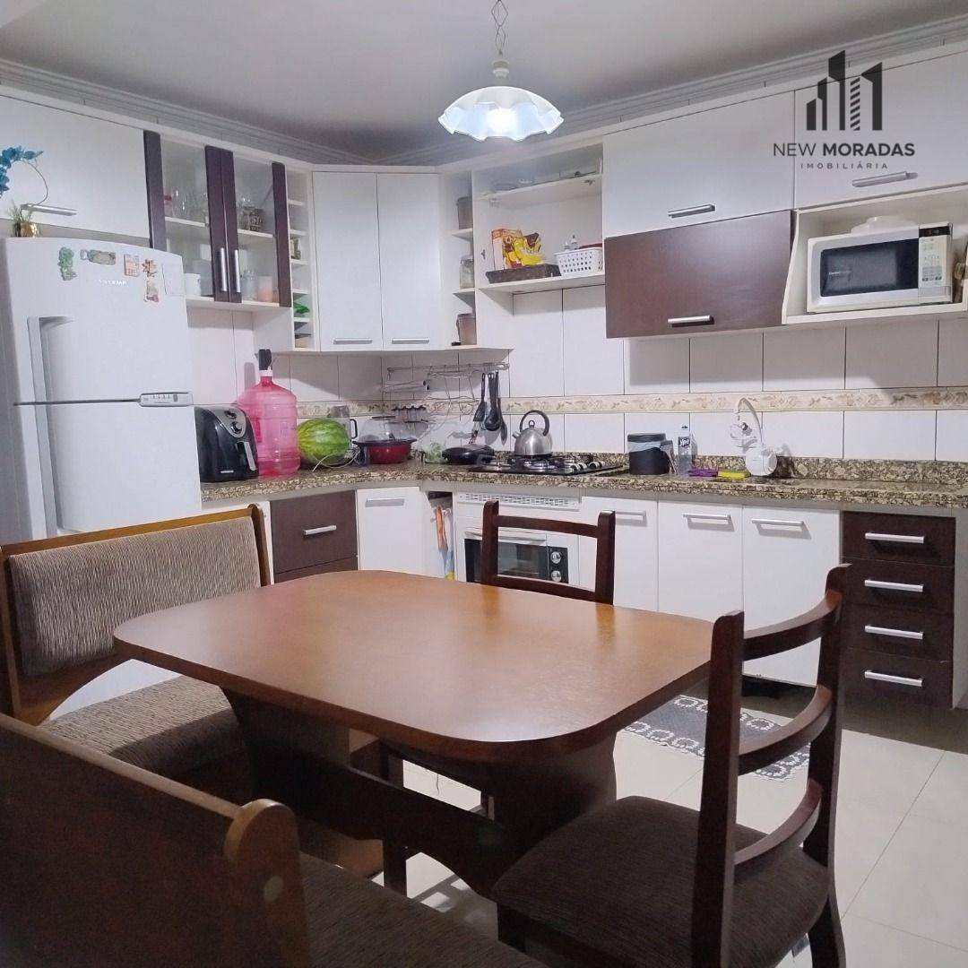 Sobrado à venda com 3 quartos, 123m² - Foto 1