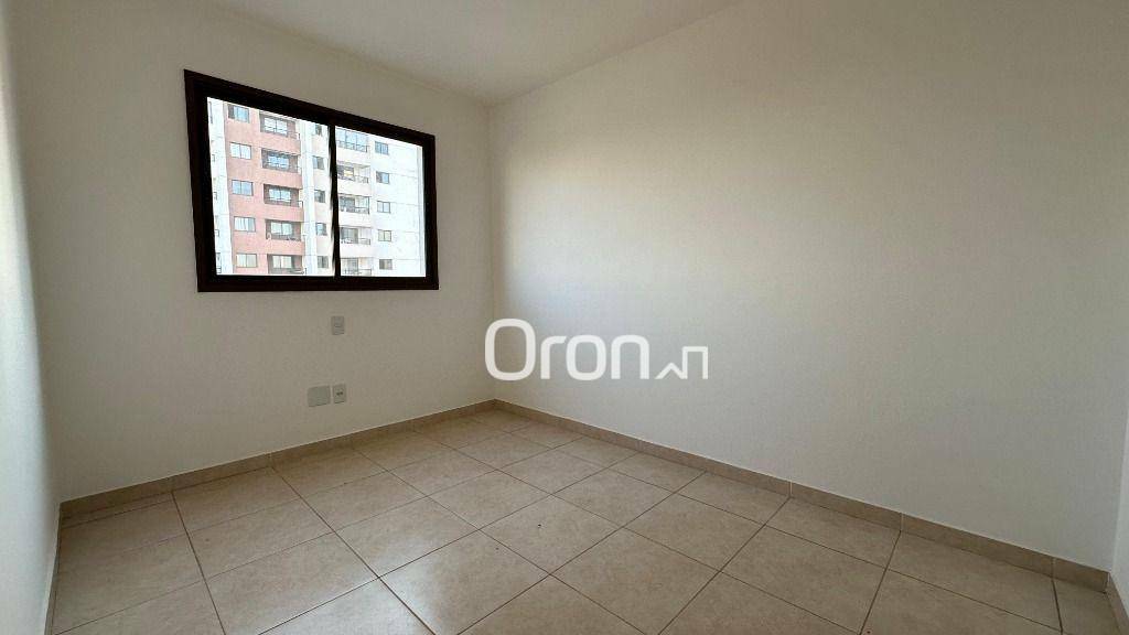 Apartamento à venda com 2 quartos, 67m² - Foto 4