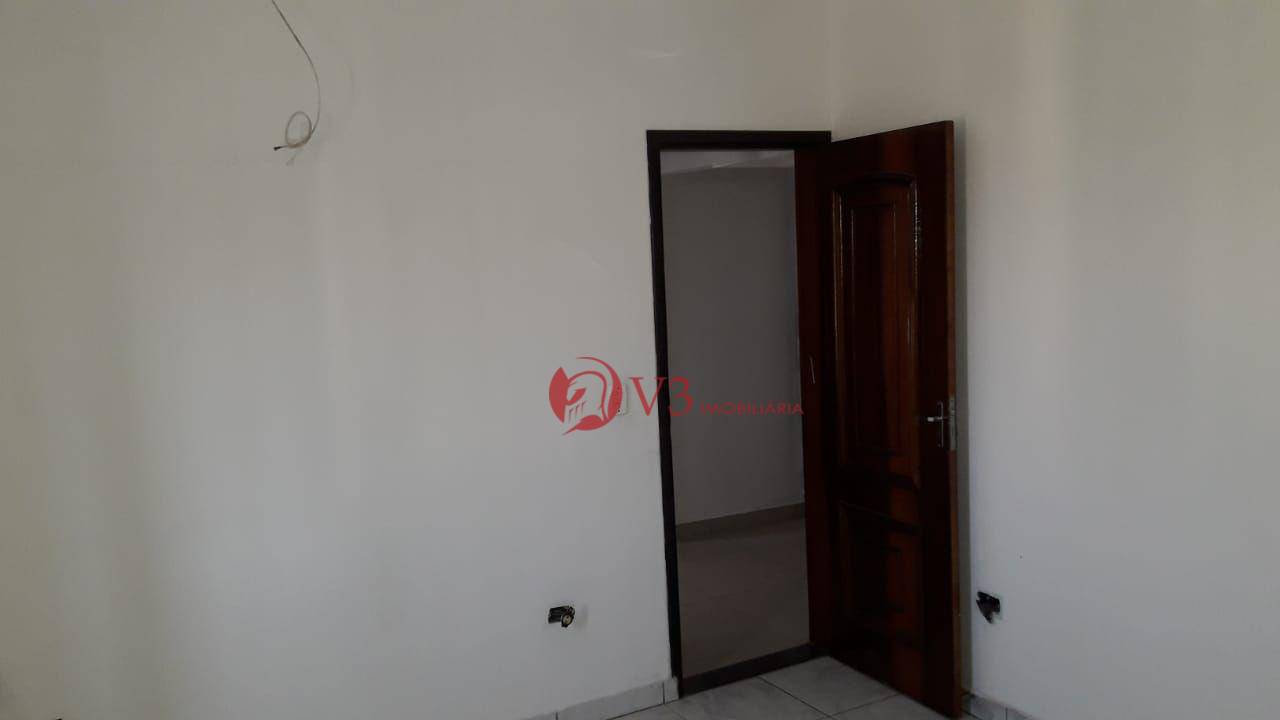 Casa à venda com 3 quartos, 700m² - Foto 15