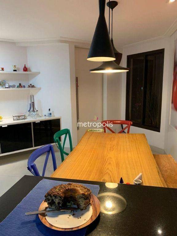 Apartamento à venda com 3 quartos, 217m² - Foto 2