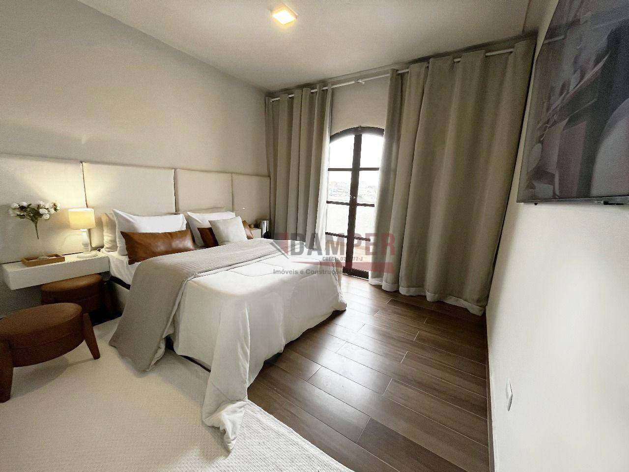 Sobrado, 4 quartos, 175 m² - Foto 1