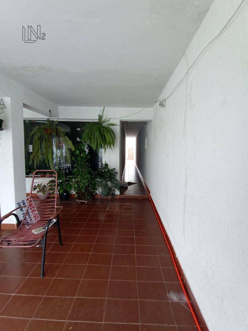 Sobrado à venda com 3 quartos, 260m² - Foto 11