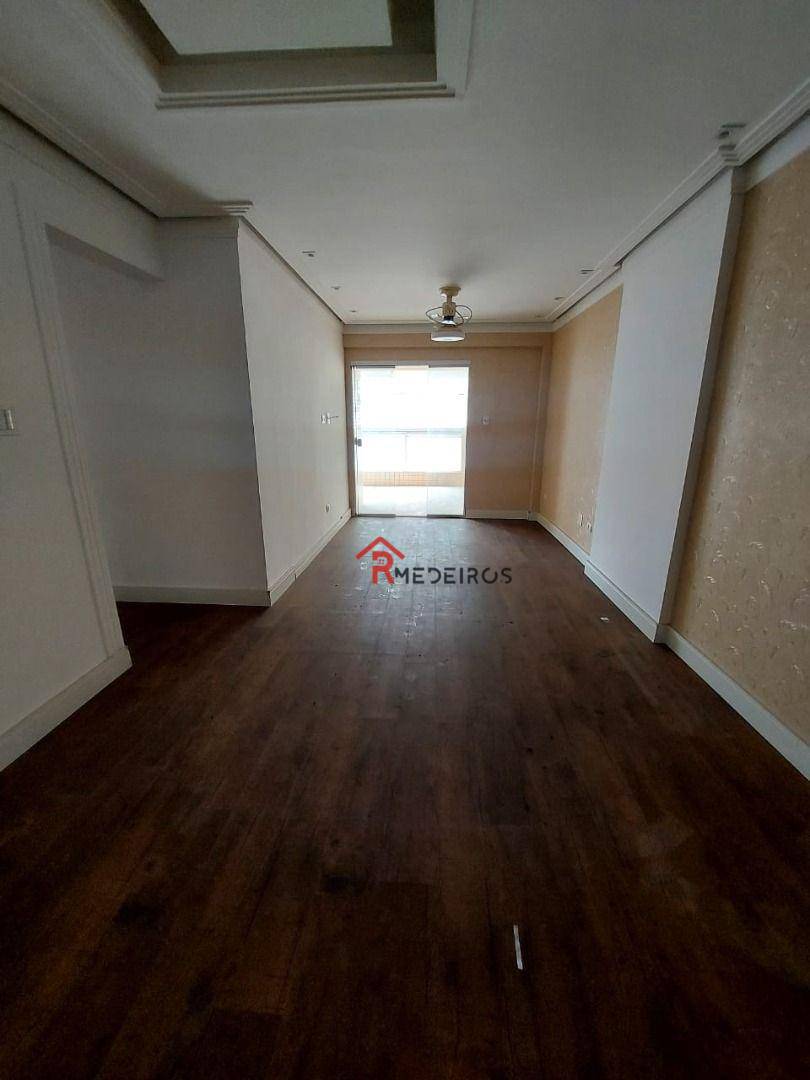 Apartamento à venda com 3 quartos, 101m² - Foto 9