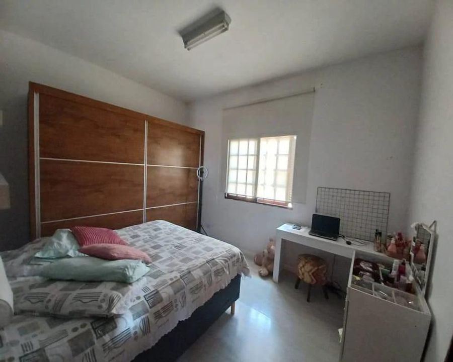 Casa de Condomínio à venda com 4 quartos, 200m² - Foto 5