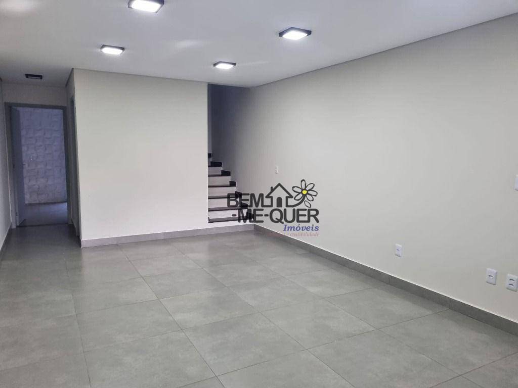 Sobrado à venda com 3 quartos, 126m² - Foto 2