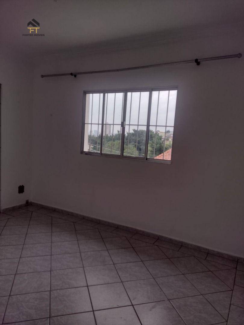 Casa para alugar com 2 quartos, 250M2 - Foto 10