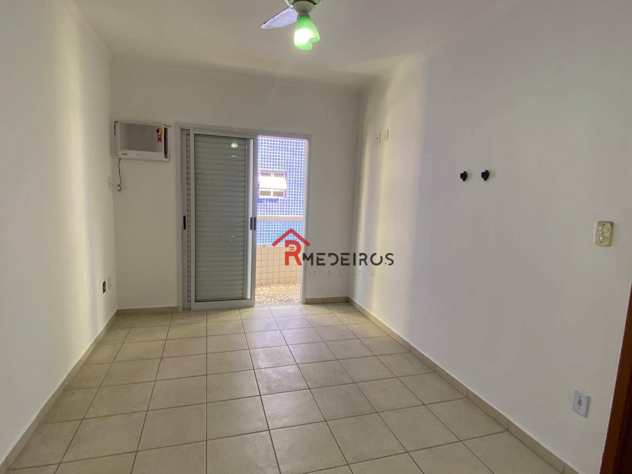 Apartamento para alugar com 1 quarto, 56m² - Foto 12