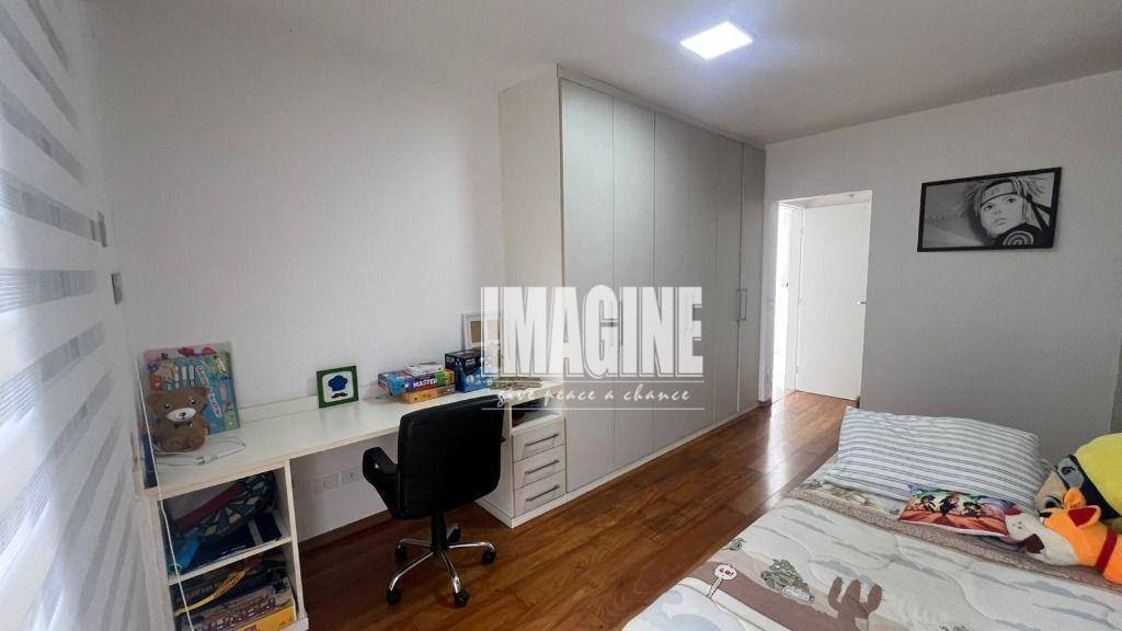 Sobrado para alugar com 3 quartos, 200m² - Foto 14