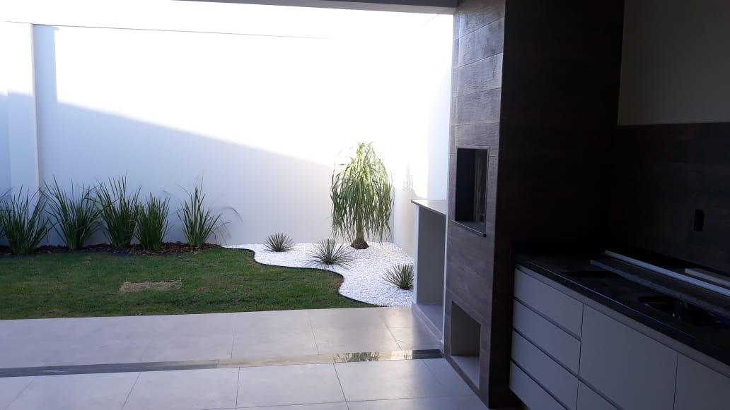 Casa à venda com 3 quartos, 200m² - Foto 7