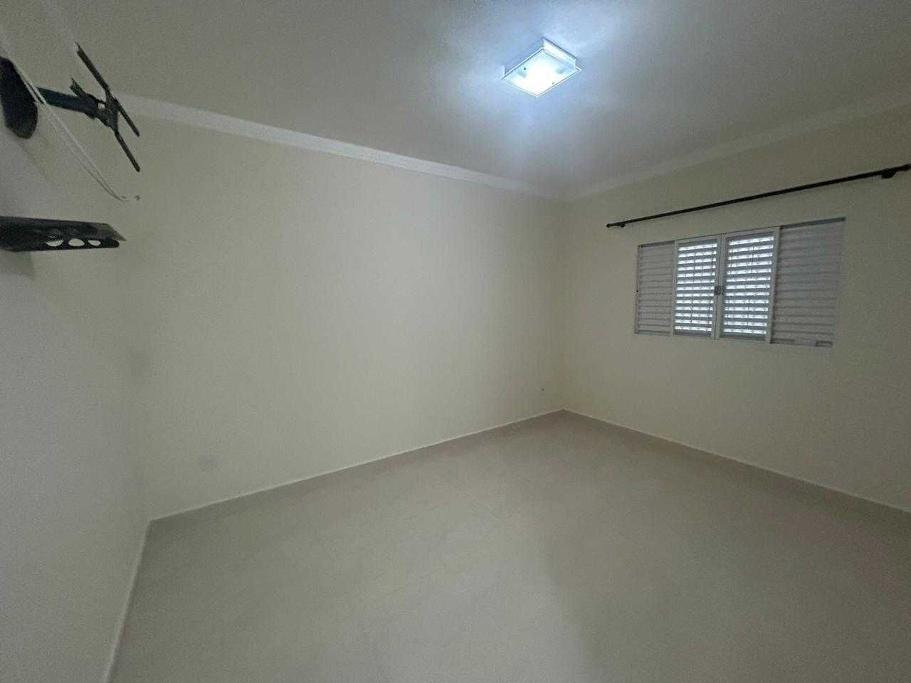 Casa para alugar com 3 quartos, 190m² - Foto 12