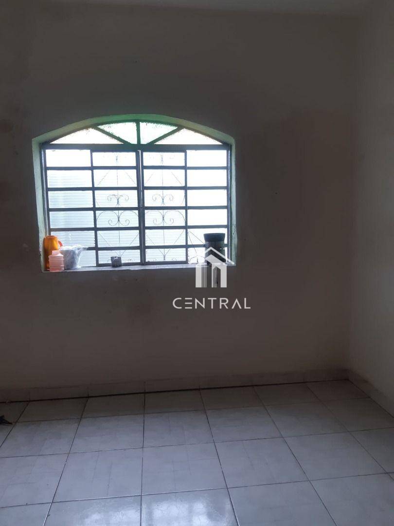 Sobrado à venda com 4 quartos, 150m² - Foto 6
