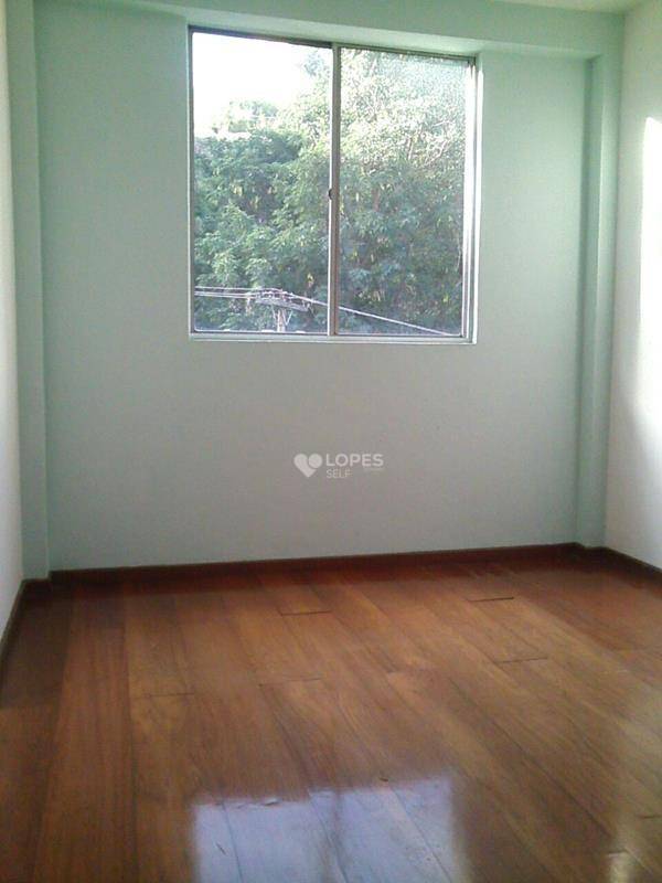 Apartamento à venda com 2 quartos, 72m² - Foto 3