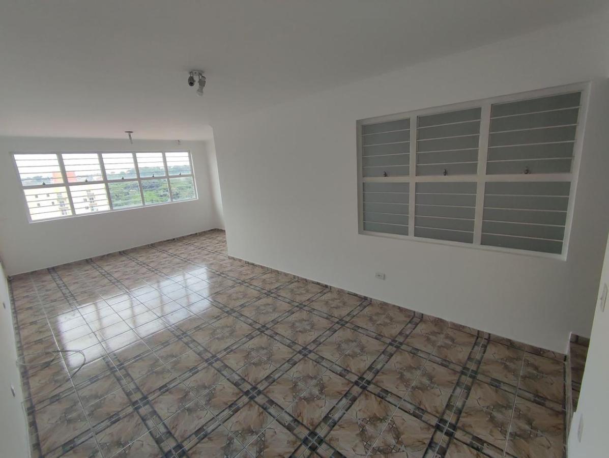 Prédio Inteiro para alugar com 2 quartos, 63m² - Foto 6