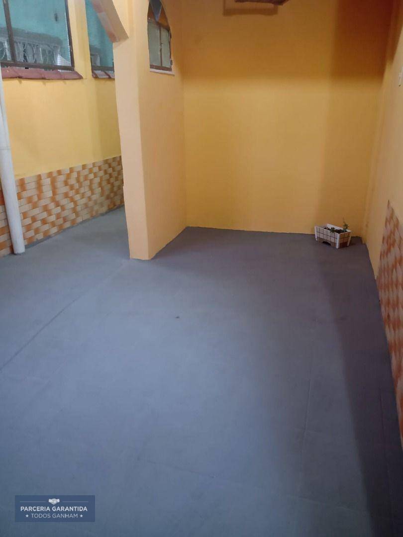 Casa à venda com 4 quartos, 145m² - Foto 2