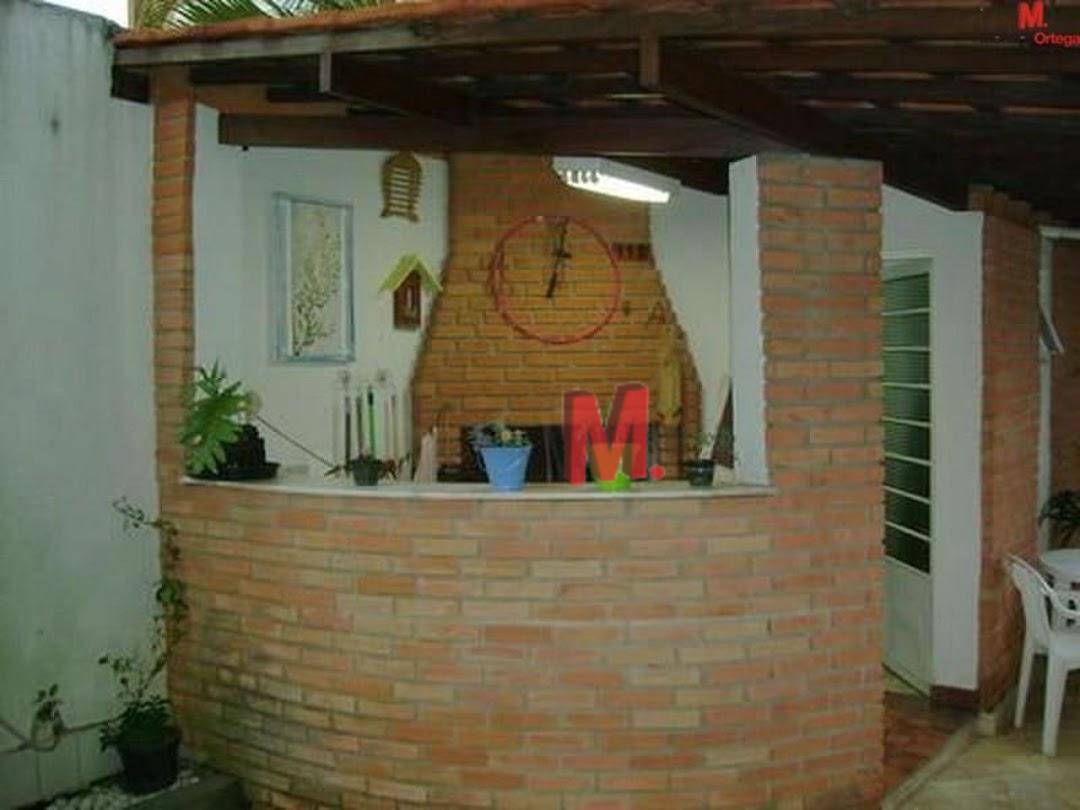 Casa à venda com 4 quartos, 300m² - Foto 10