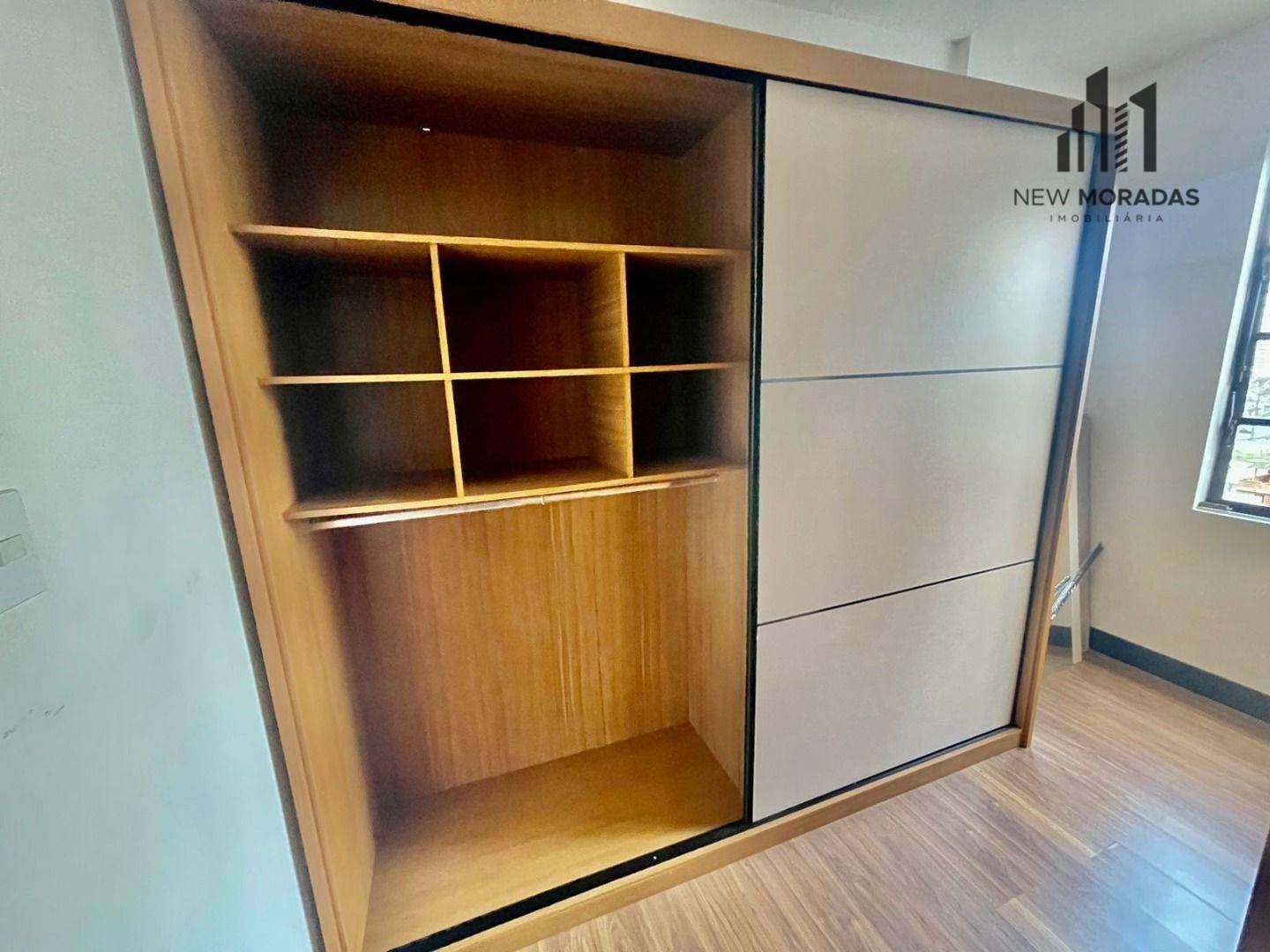 Apartamento à venda com 3 quartos, 157m² - Foto 18