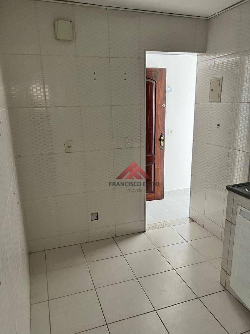 Apartamento à venda com 3 quartos, 65m² - Foto 17