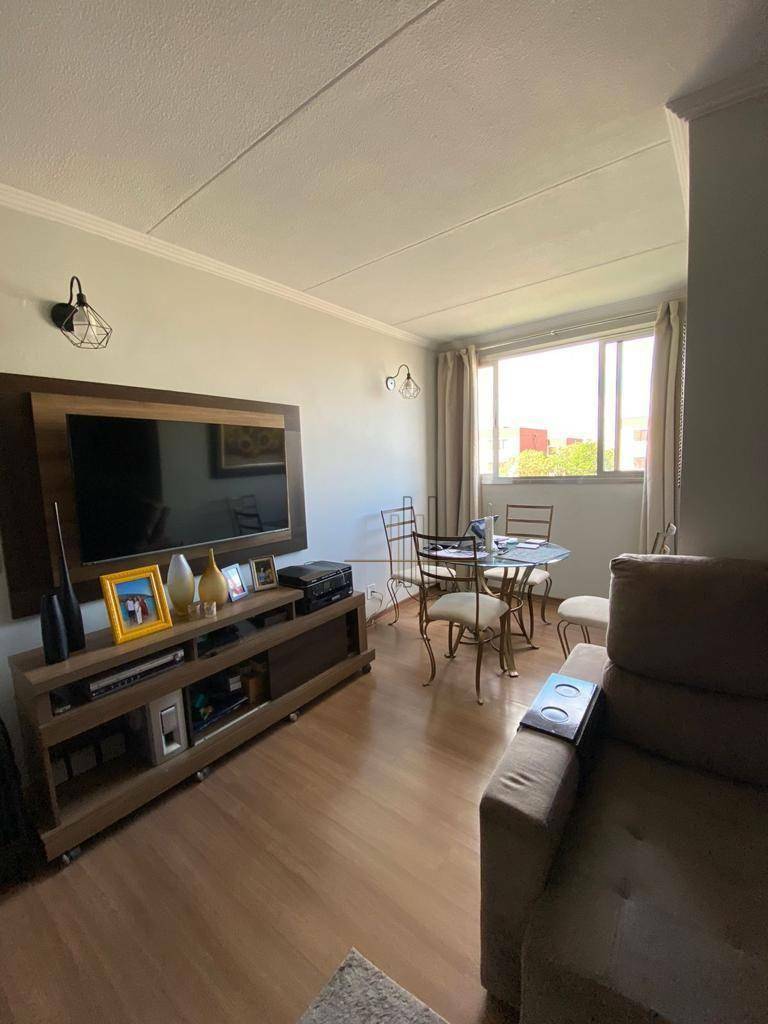 Apartamento à venda com 2 quartos, 73m² - Foto 2