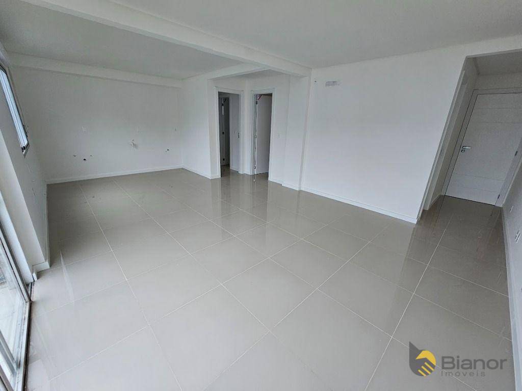 Apartamento à venda com 2 quartos, 78m² - Foto 5