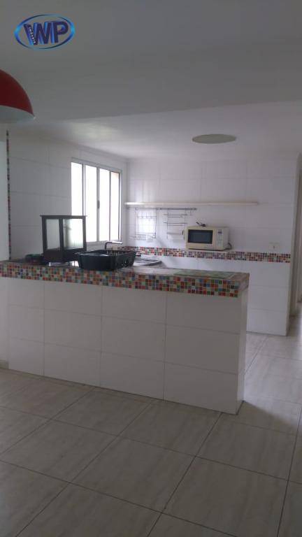 Sobrado à venda com 3 quartos, 200m² - Foto 6