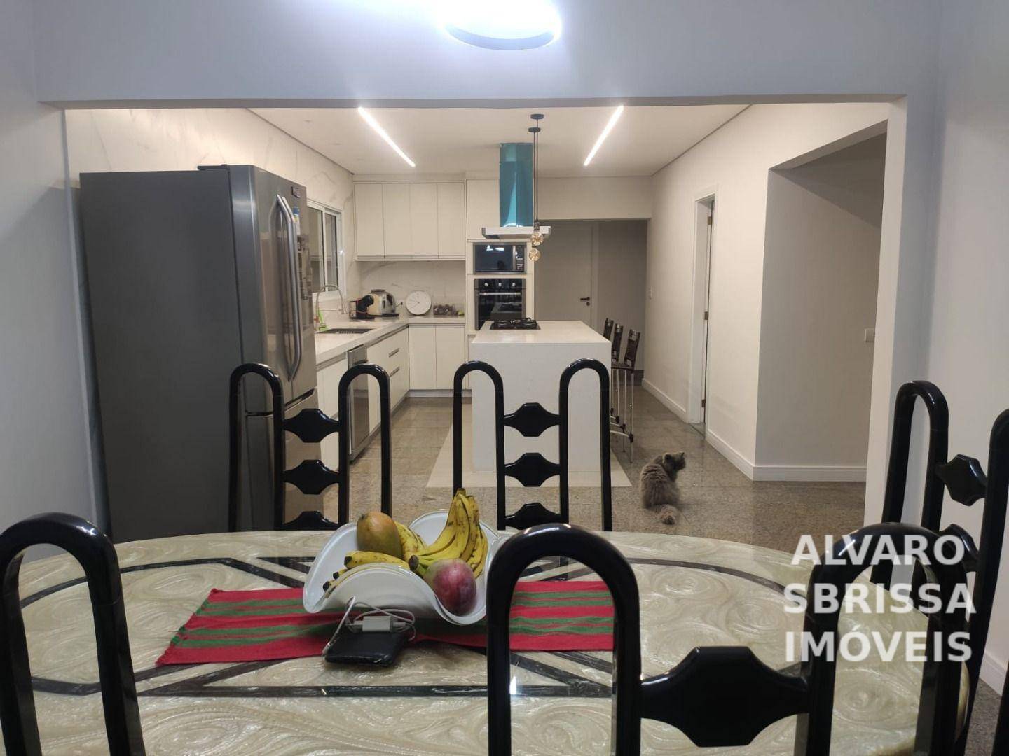 Casa de Condomínio para alugar com 4 quartos, 450m² - Foto 11