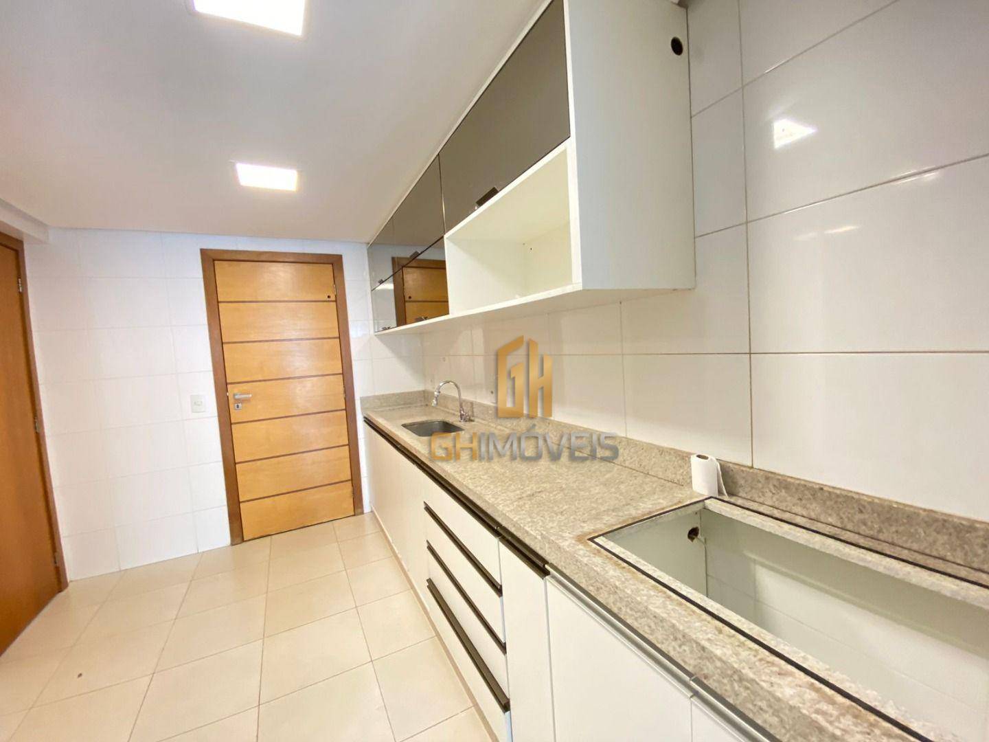 Apartamento à venda com 4 quartos, 117m² - Foto 4