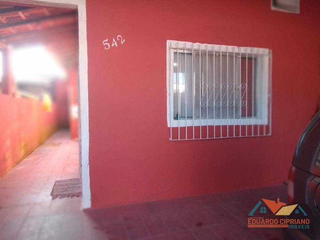 Casa à venda com 1 quarto, 60m² - Foto 1