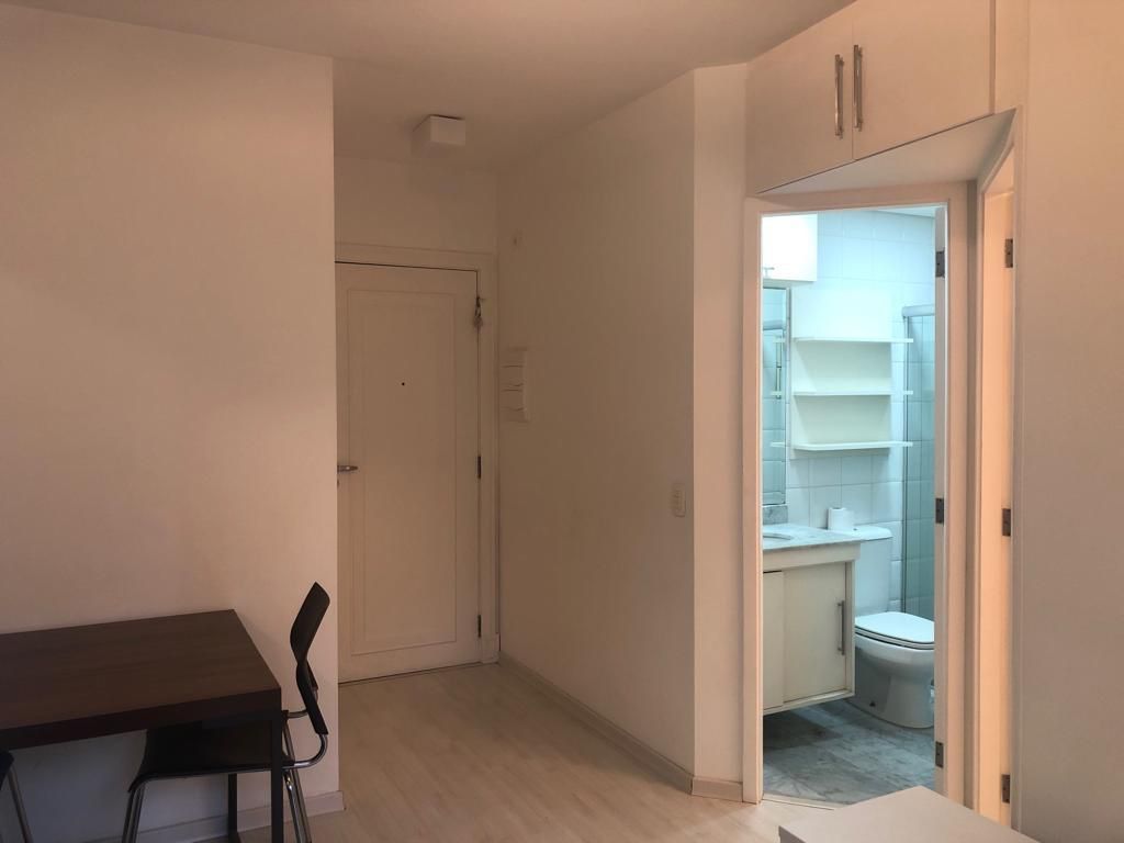 Apartamento para alugar com 1 quarto, 37m² - Foto 9