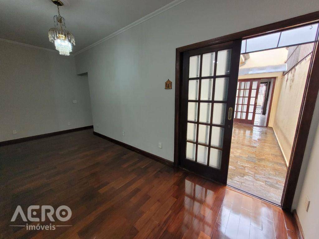 Casa à venda com 3 quartos, 172m² - Foto 23