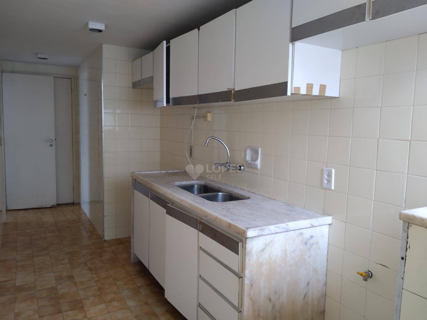 Apartamento à venda com 2 quartos, 80m² - Foto 9