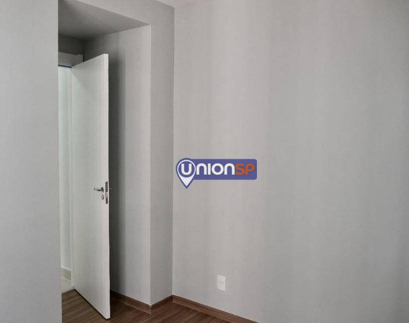 Apartamento à venda com 2 quartos, 42m² - Foto 5