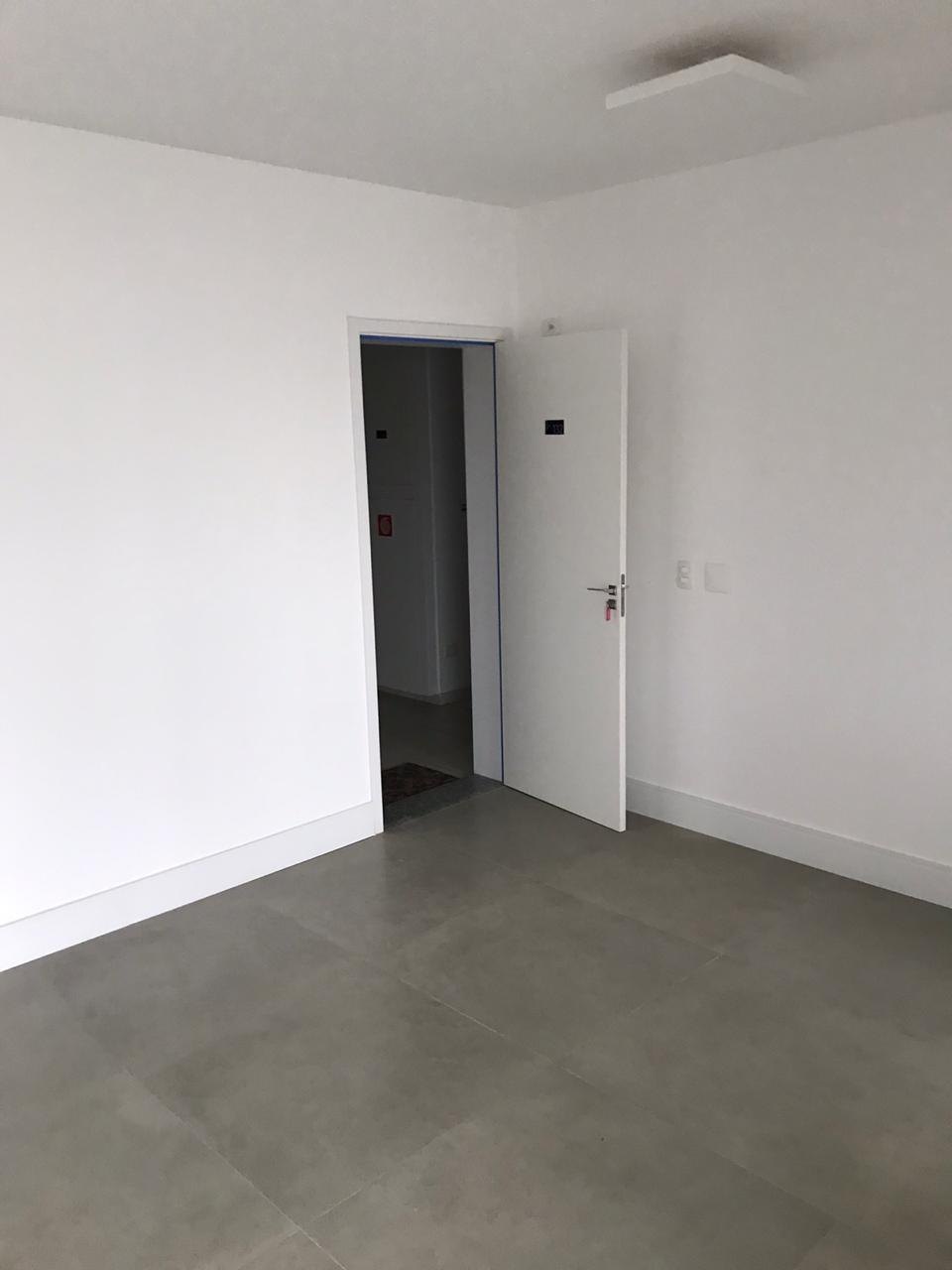 Apartamento à venda com 3 quartos, 83m² - Foto 19