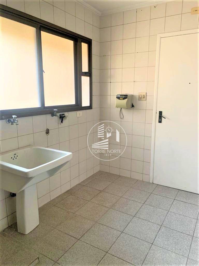 Apartamento à venda com 3 quartos, 119m² - Foto 17