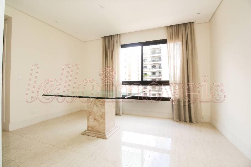 Apartamento à venda com 4 quartos, 215m² - Foto 9