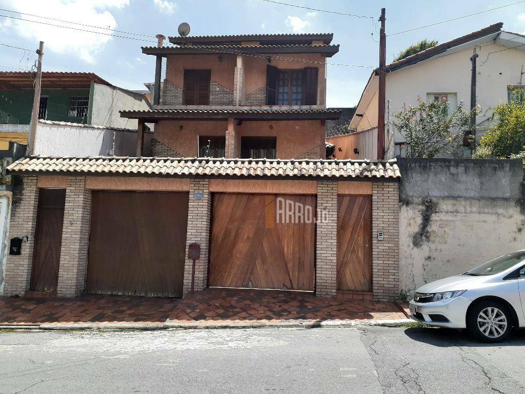 Sobrado, 3 quartos, 225 m² - Foto 2