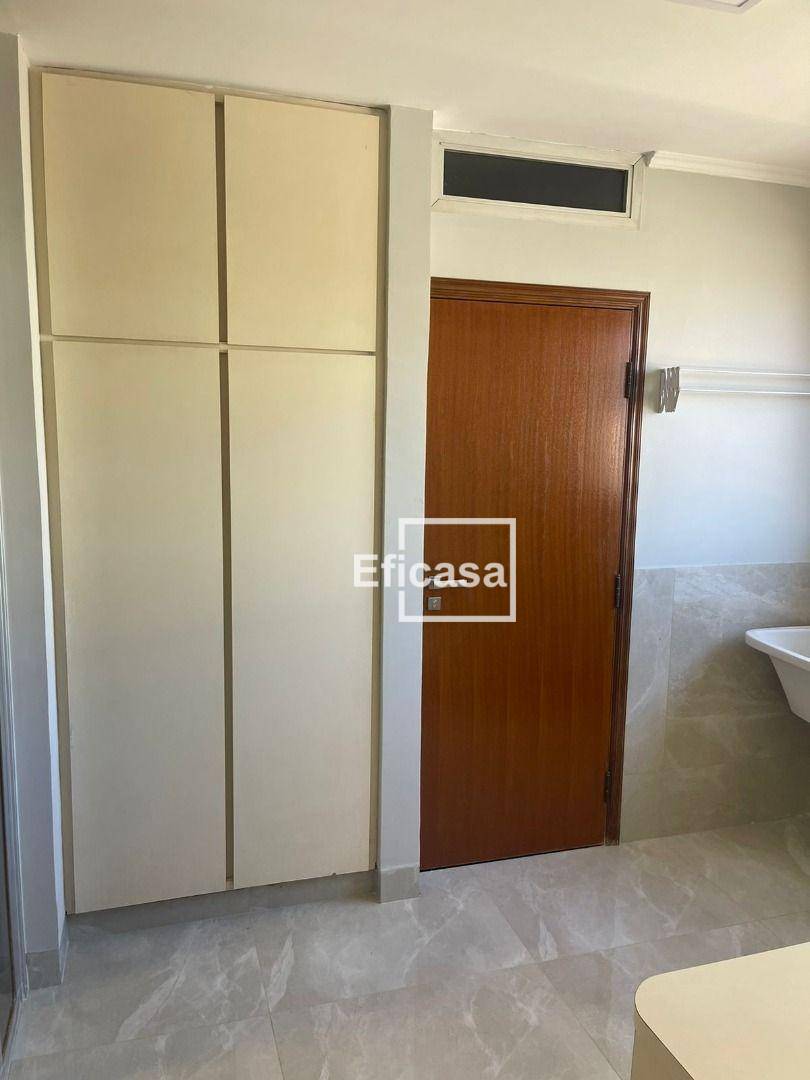 Apartamento à venda com 3 quartos, 136m² - Foto 6