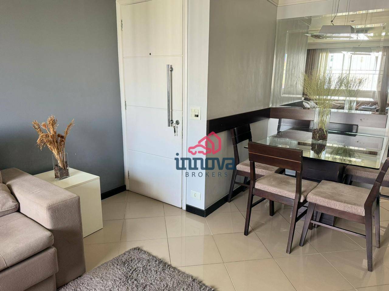 Apartamento à venda com 3 quartos, 83m² - Foto 3